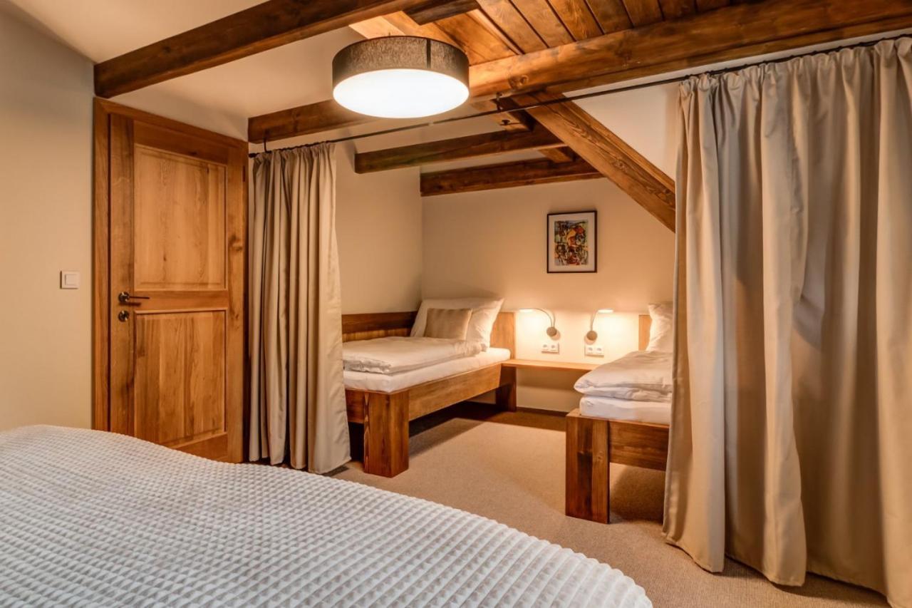 Dvur Hanis - Adults Only - Deti Od 12 Let Marsov nad Metuji Esterno foto