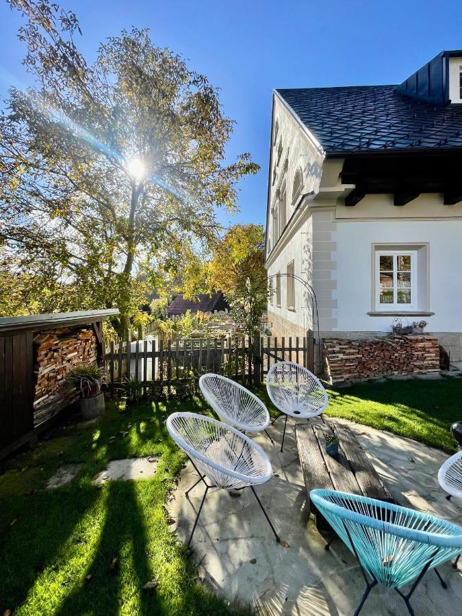 Dvur Hanis - Adults Only - Deti Od 12 Let Marsov nad Metuji Esterno foto
